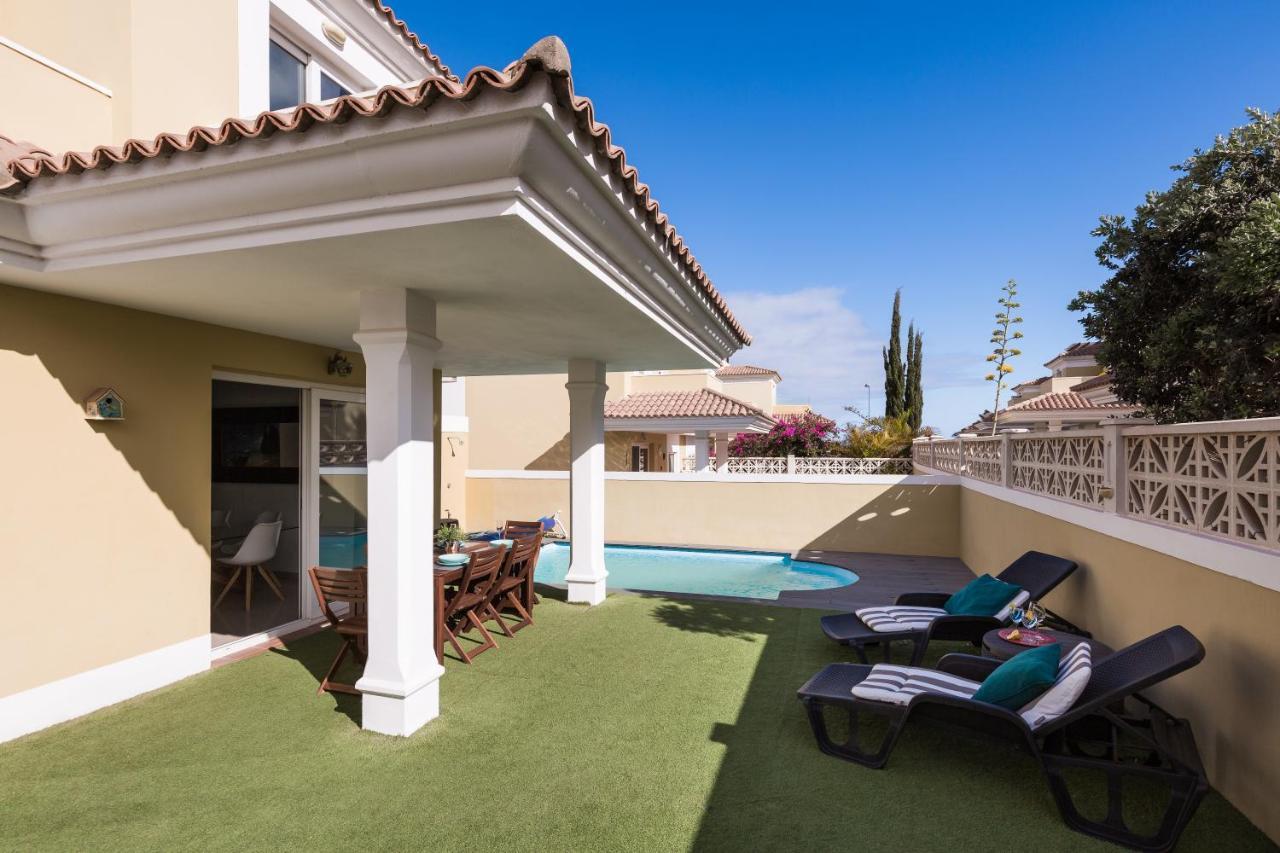 Home2Book Villa Fiona Private Pool & Wifi คอร์ราเลโฮ ภายนอก รูปภาพ
